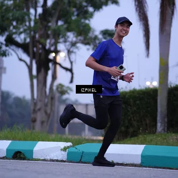 Runner Photo 7485149