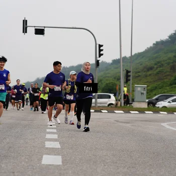 Runner Photo 7485154