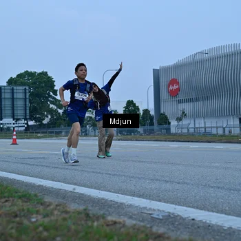 Runner Photo 7485158