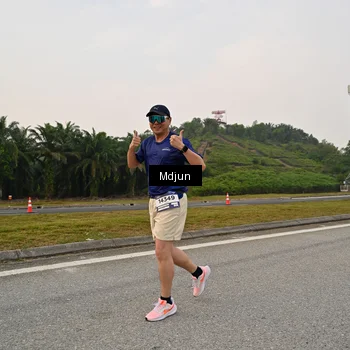 Runner Photo 7485161