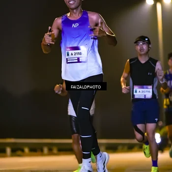 Runner Photo 7485200