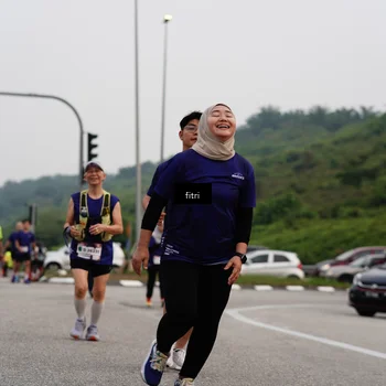 Runner Photo 7485208