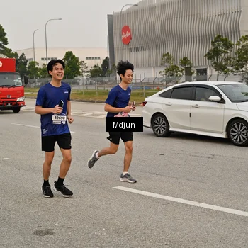 Runner Photo 7485229
