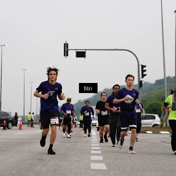Runner Photo 7485263