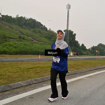 Runner Photo 7485265