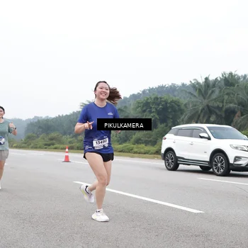 Runner Photo 7485270