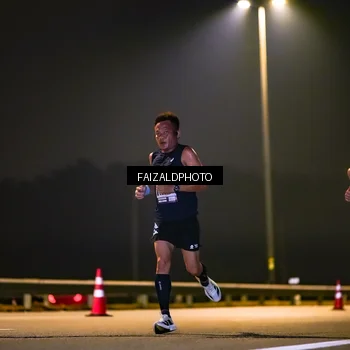 Runner Photo 7485275