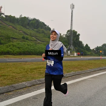 Runner Photo 7485280