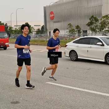Runner Photo 7485282