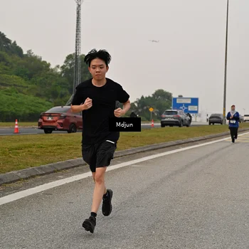 Runner Photo 7485293
