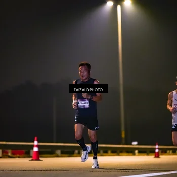 Runner Photo 7485300