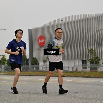 Runner Photo 7485326