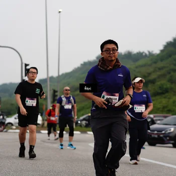 Runner Photo 7485342