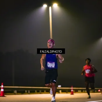 Runner Photo 7485343