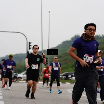 Runner Photo 7485348
