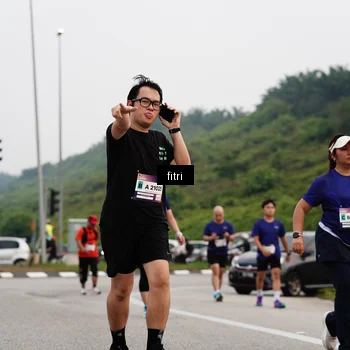 Runner Photo 7485350