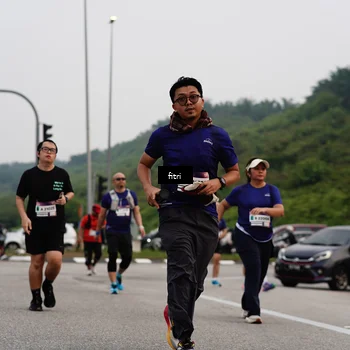 Runner Photo 7485356