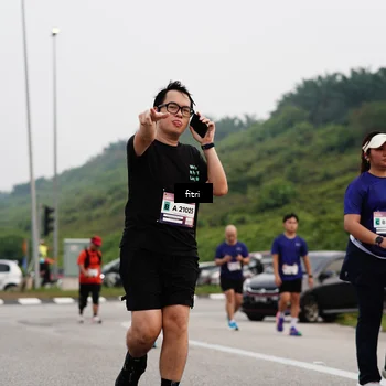 Runner Photo 7485359