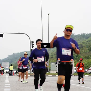 Runner Photo 7485373