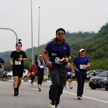 Runner Photo 7485374