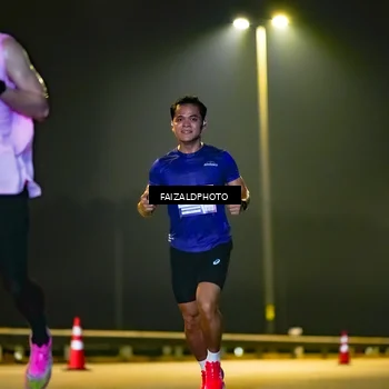 Runner Photo 7485405