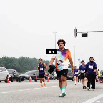 Runner Photo 7485445