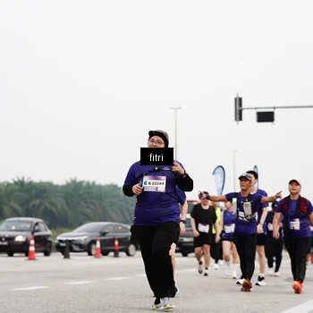 Runner Photo 7485457