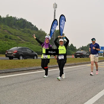 Runner Photo 7485477