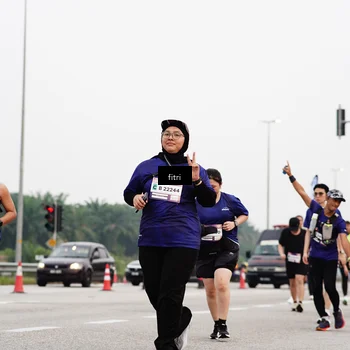 Runner Photo 7485486