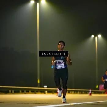Runner Photo 7485498