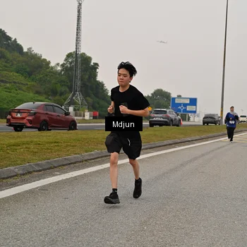 Runner Photo 7485509
