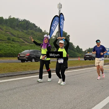 Runner Photo 7485515