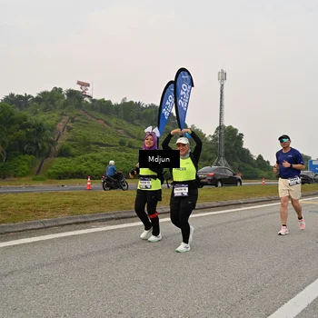 Runner Photo 7485538