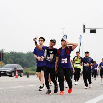 Runner Photo 7485542