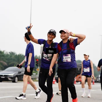 Runner Photo 7485553