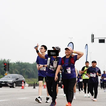 Runner Photo 7485556