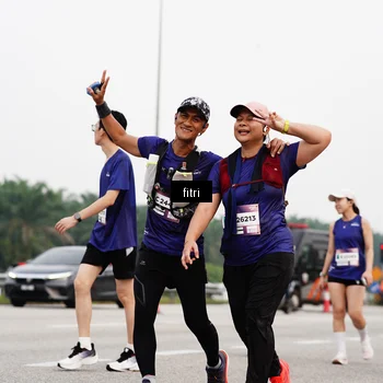 Runner Photo 7485571
