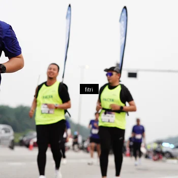 Runner Photo 7485572
