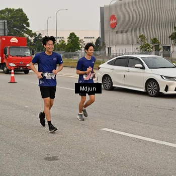 Runner Photo 7485576