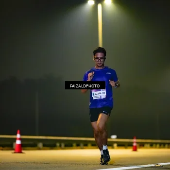 Runner Photo 7485596