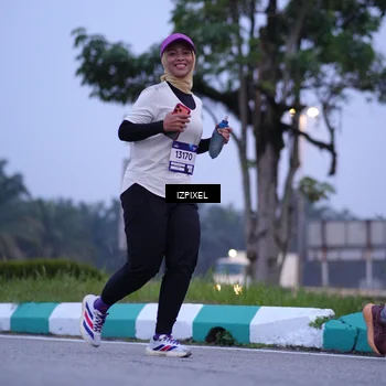 Runner Photo 7485615