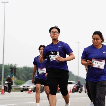 Runner Photo 7485617