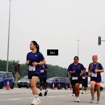 Runner Photo 7485677