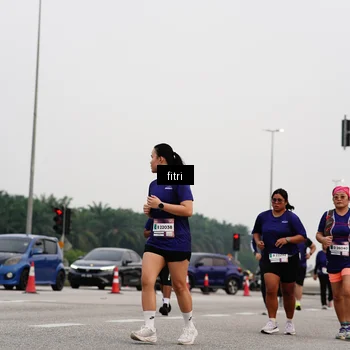 Runner Photo 7485690