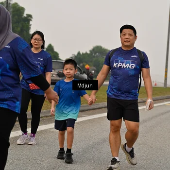 Runner Photo 7485691