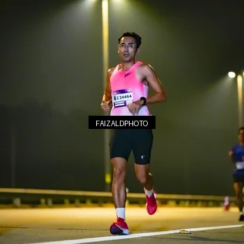 Runner Photo 7485693
