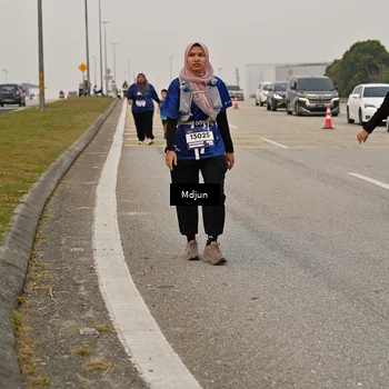 Runner Photo 7485740