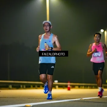 Runner Photo 7485753