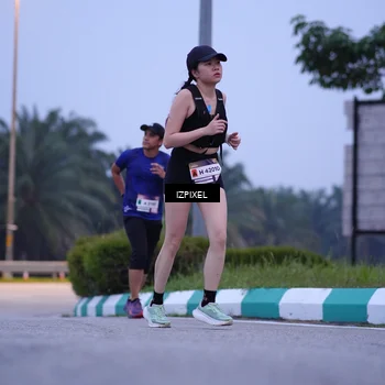 Runner Photo 7485793