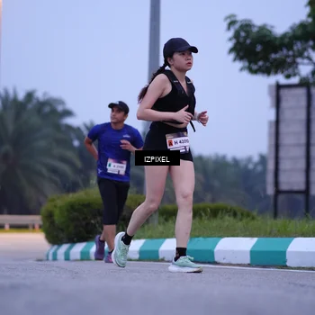 Runner Photo 7485815
